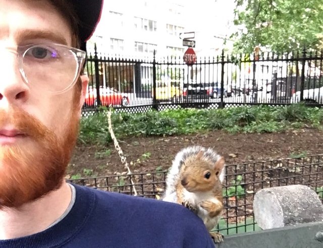uomo-e-scoiattolo