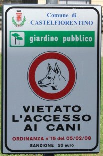 divieto accesso cani