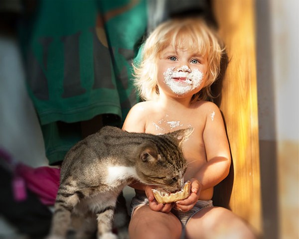 Gatto e bambino